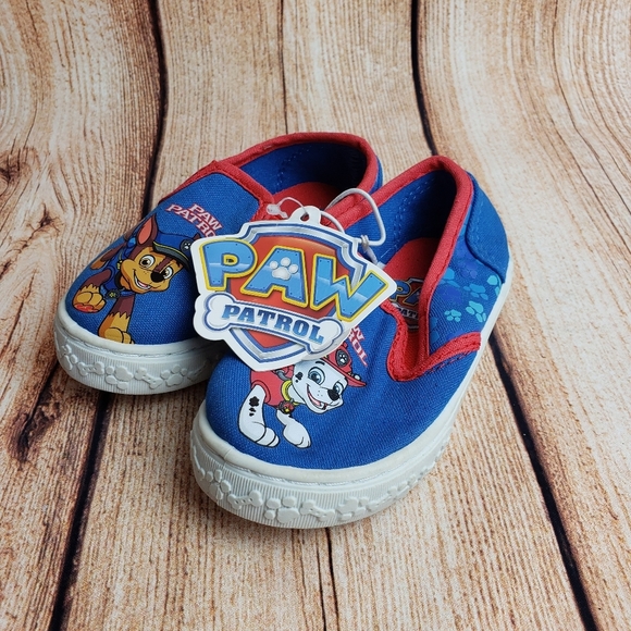 3/30$🔥 NWT toddler paw patrol shoes Sz 5 - Picture 1 of 4